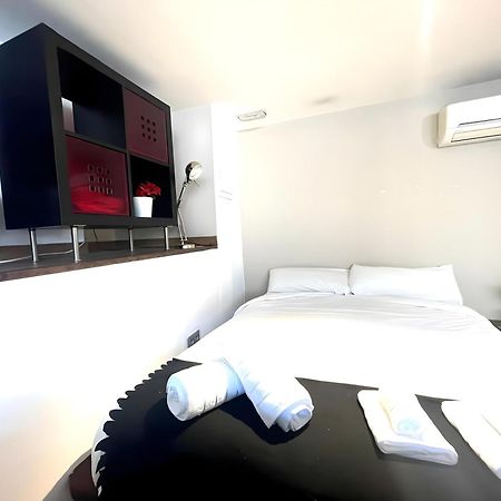 Costa Paradise Suites - Малага Екстер'єр фото